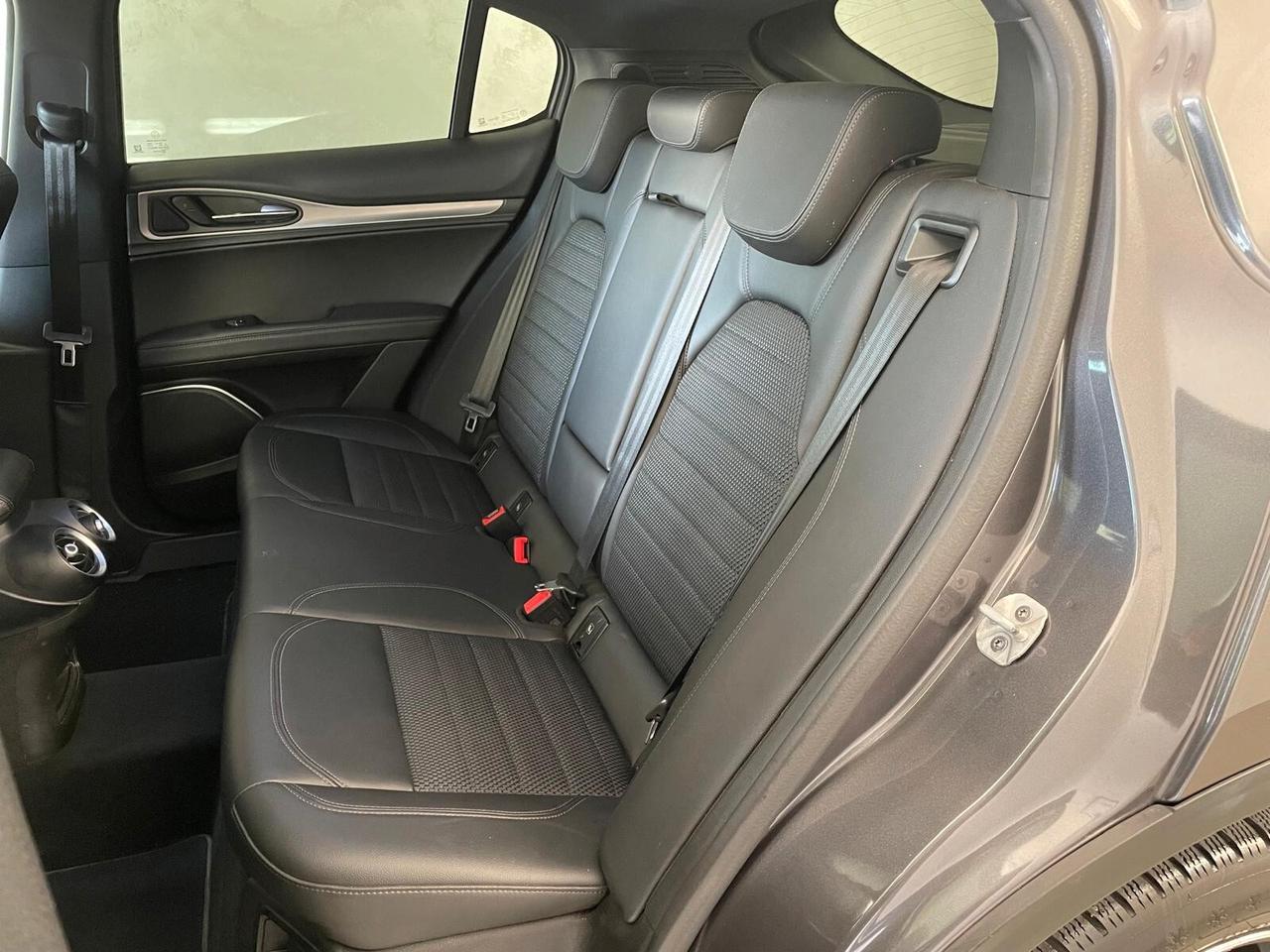 Alfa Romeo Stelvio 2.2 190Cv AT8 Q4 Sprint 2022