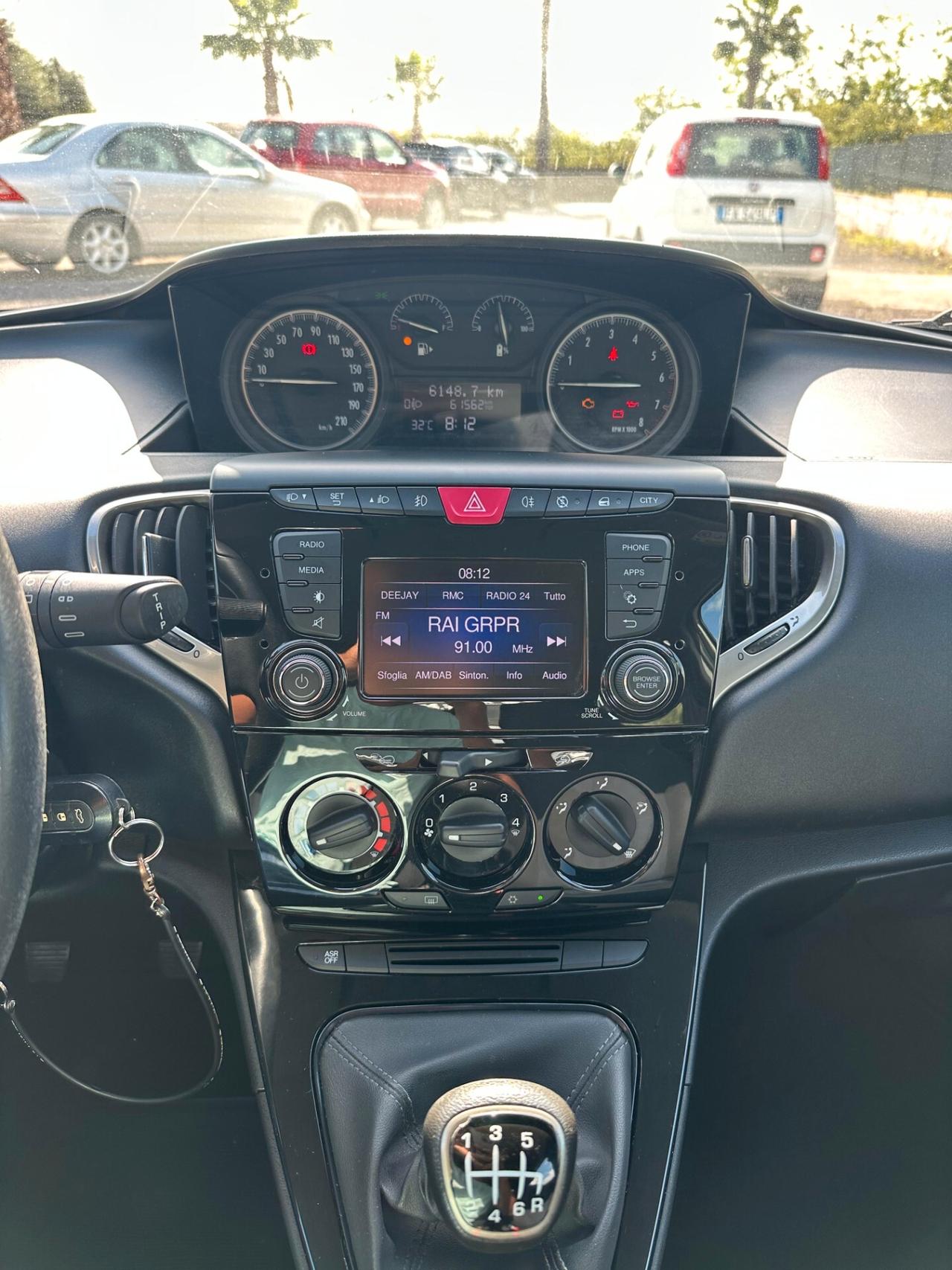 Lancia Ypsilon 1.0 FireFly 5 porte S&S Hybrid Ecochic Gold