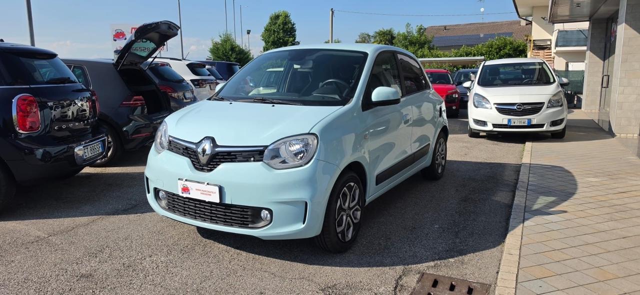 Renault Twingo 1.0 benzina Neopatentati