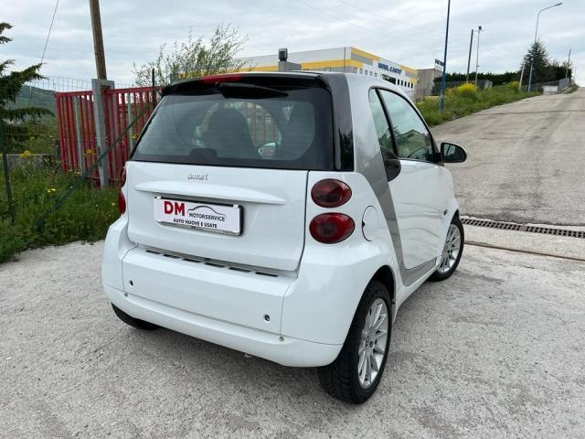 SMART - Fortwo - 52 kW MHD coupé White Tailor Made