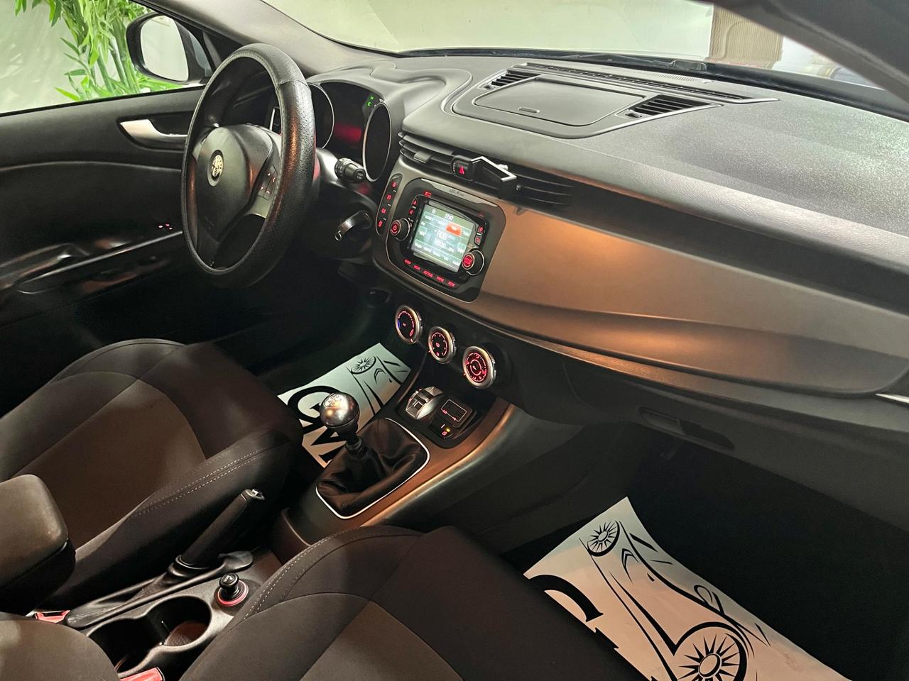 Alfa Romeo Giulietta 1.6 JTDm-2 120 CV Distinctive