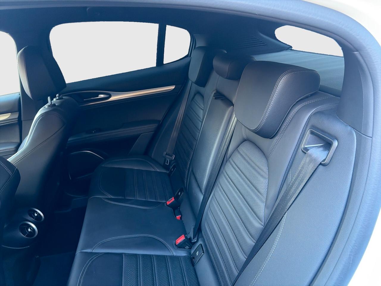 Alfa Romeo Stelvio 2.2 Turbodiesel 210 CV AT8 Q4 Veloce