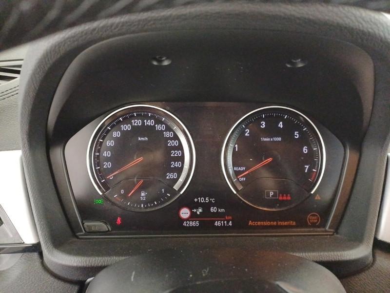 BMW X2 XDRIVE 25E BUSINESS X AUTOMATICO SUV