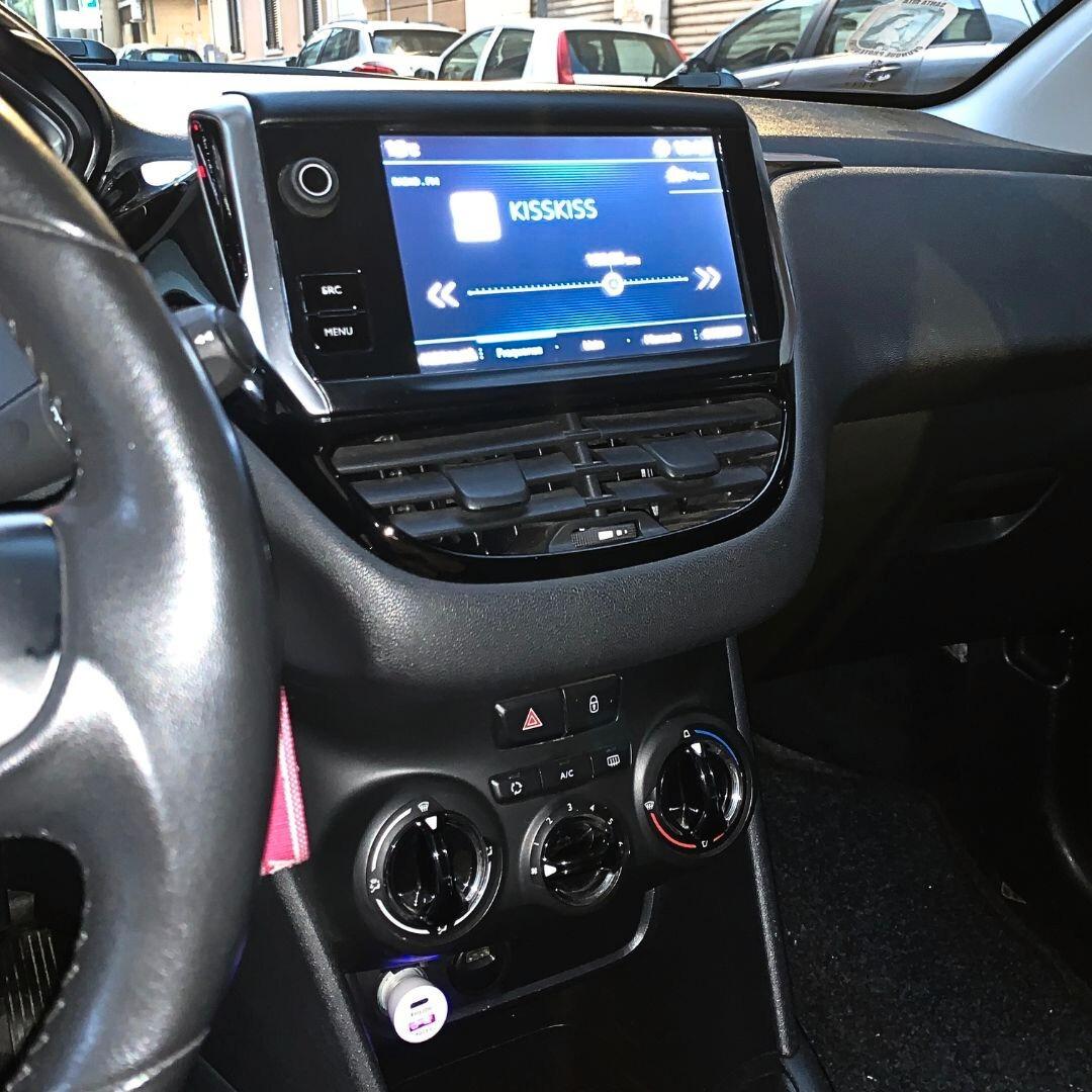 Peugeot 208 BlueHDi 75 5 porte Allure