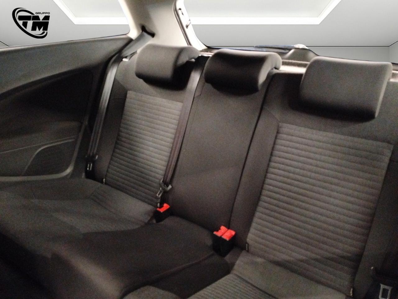 Volkswagen Polo 1.6 TDI 90CV DPF 3 porte Highline - NEOPATENTATI