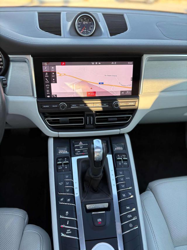 PORSCHE Macan 2.0 StraStraFull!!
