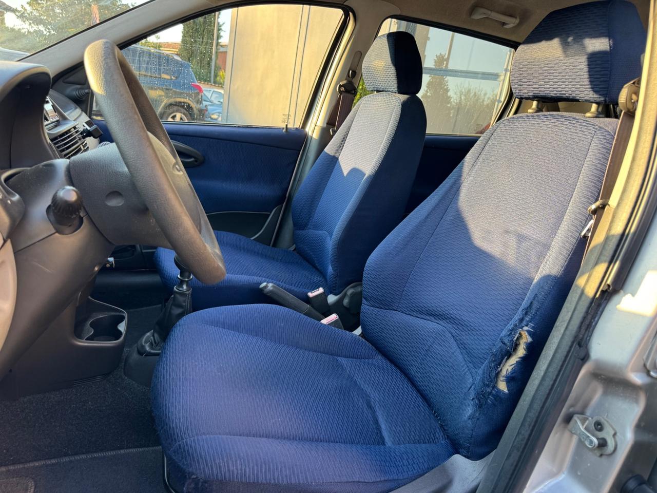 Fiat Punto 1.2i cat 5p NEOPATENTATO OK!
