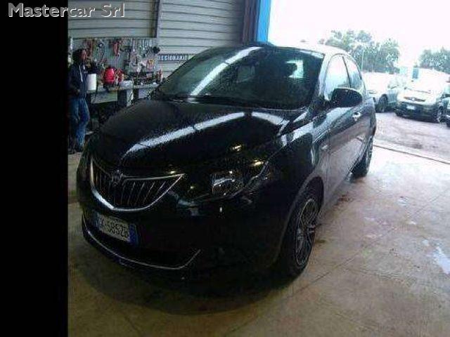 LANCIA Ypsilon 5posti Neopatentati 1.0 hybrid Gold tg: GK585ZB