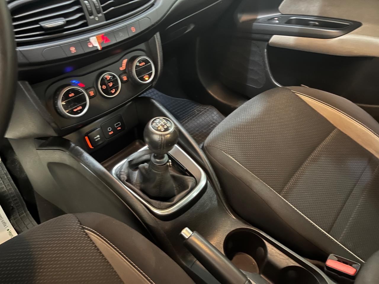 Fiat Tipo 1.6 Mjt S&S 5 porte Lounge