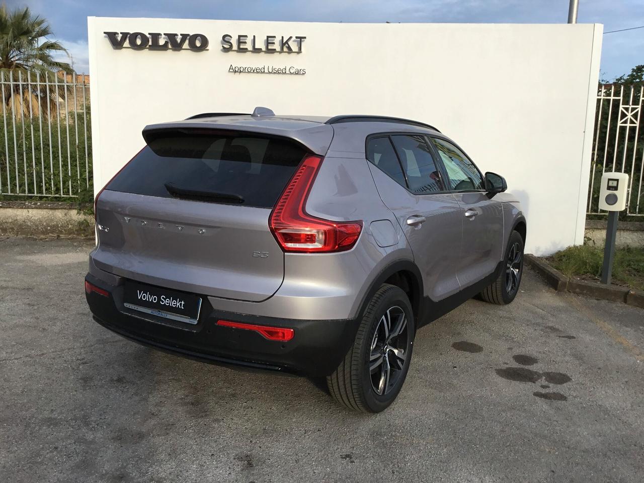 Volvo XC40 B3 Aut. Plus Dark