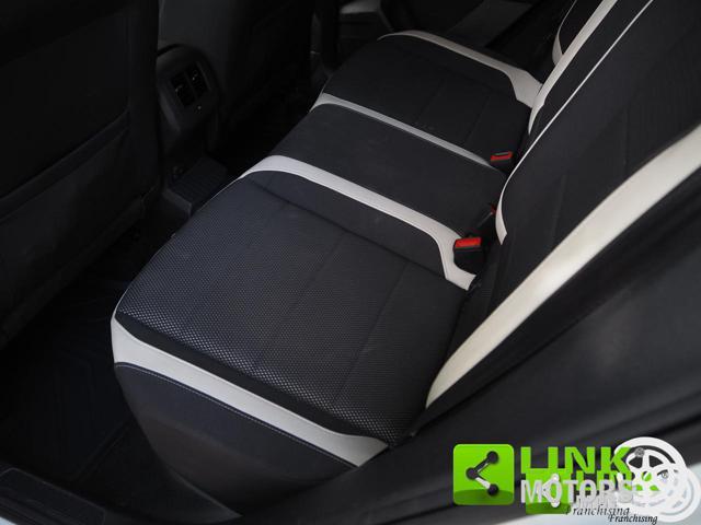 VOLKSWAGEN T-Roc 2.0 TDI Advanced DSG 150cv
