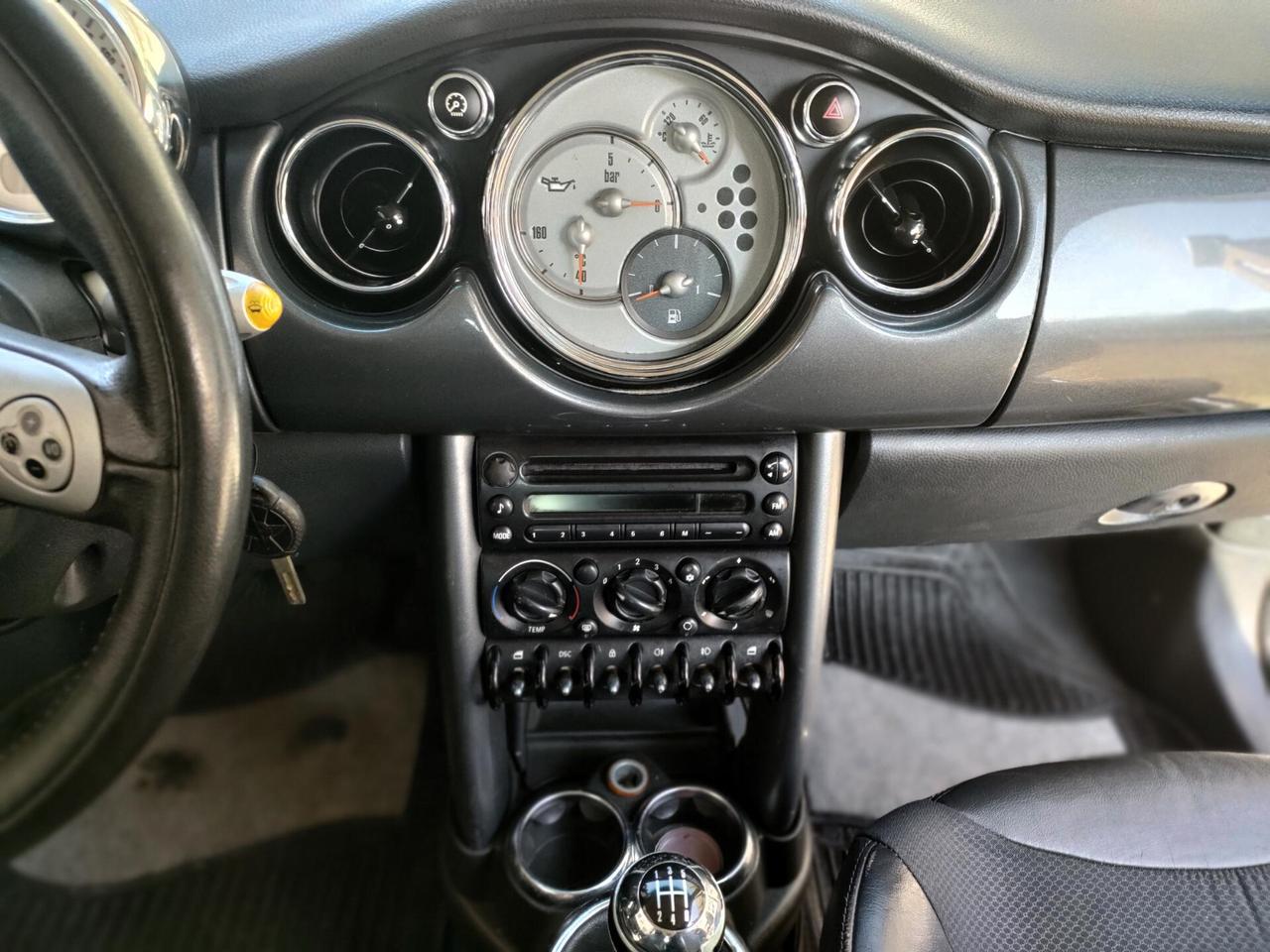 Mini 1.6 16V Cooper