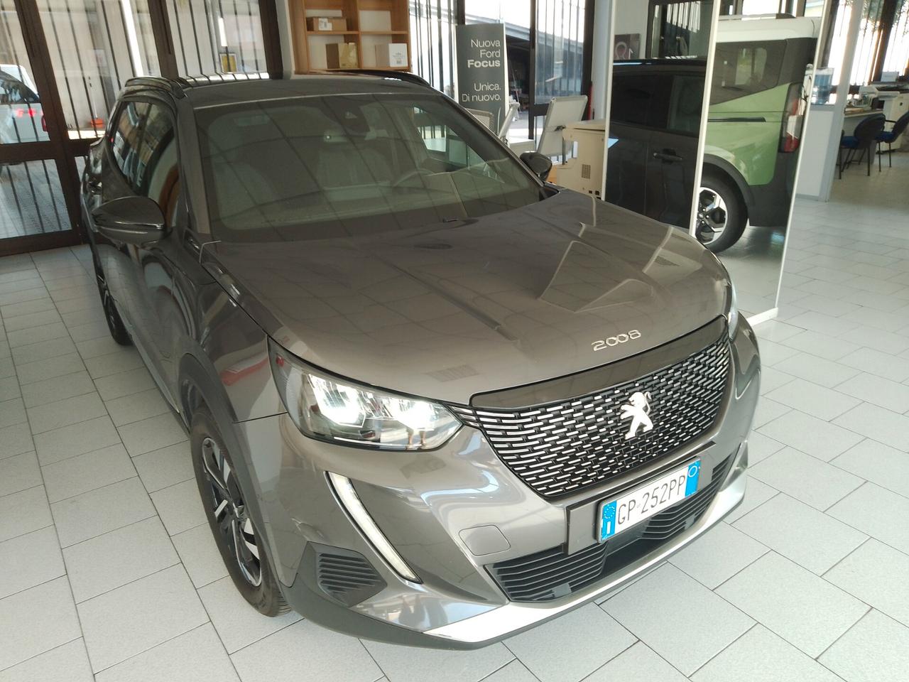 Peugeot 2008 PureTech 100 S&S Allure