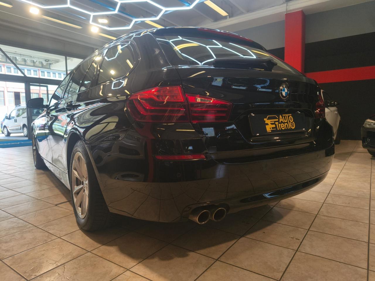 Bmw 525d Touring Business 2.0 220 CV automatica