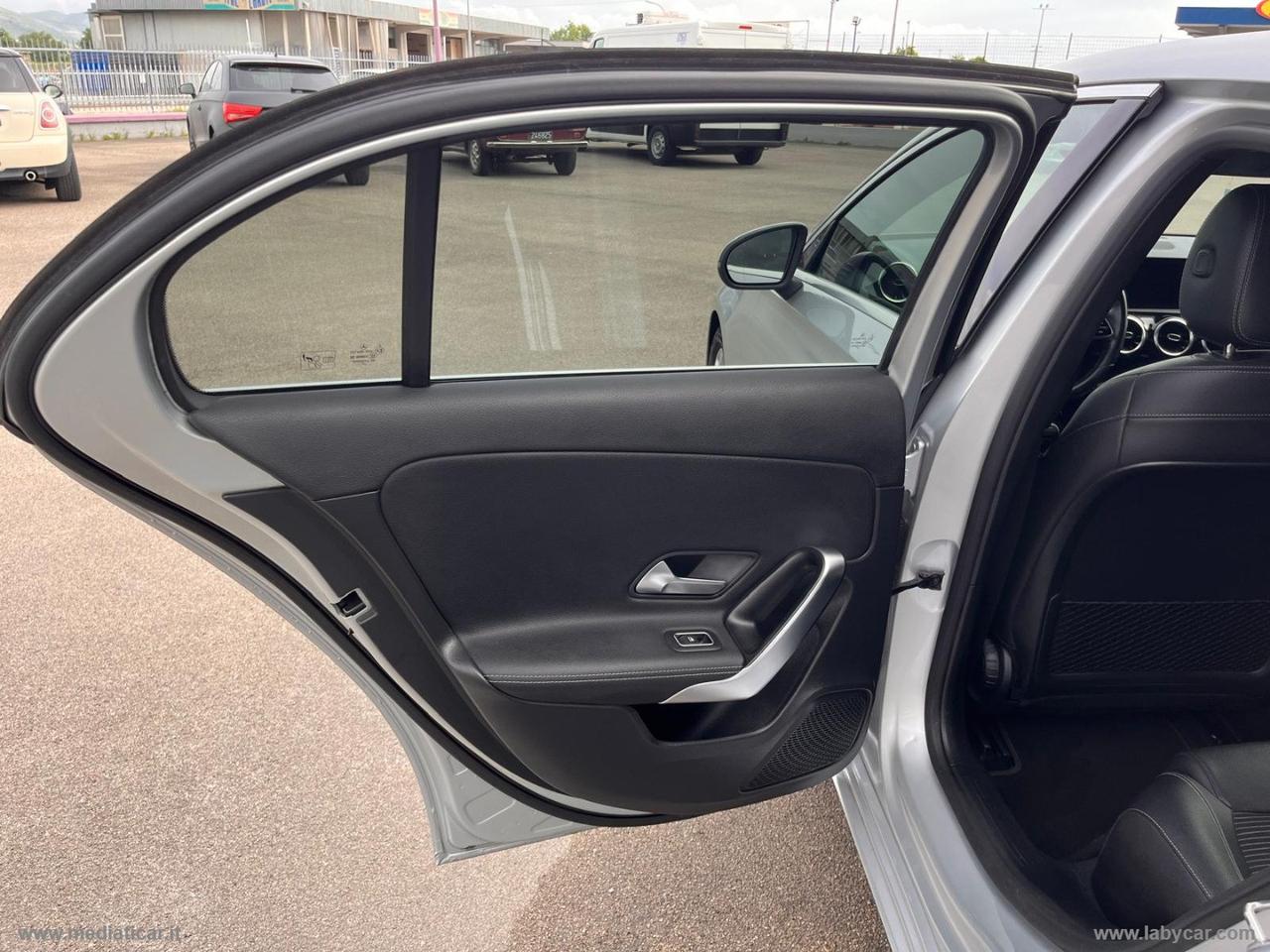 MERCEDES-BENZ A 180 d Automatic Sport