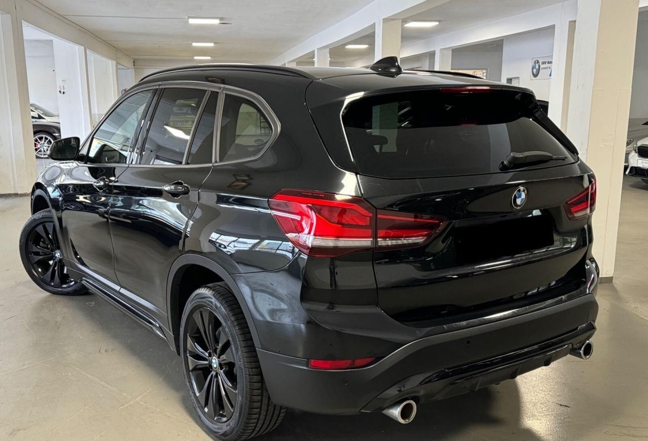 BMW X1 1.8 D VARI COLORI ACCESSORI AZIENDALI