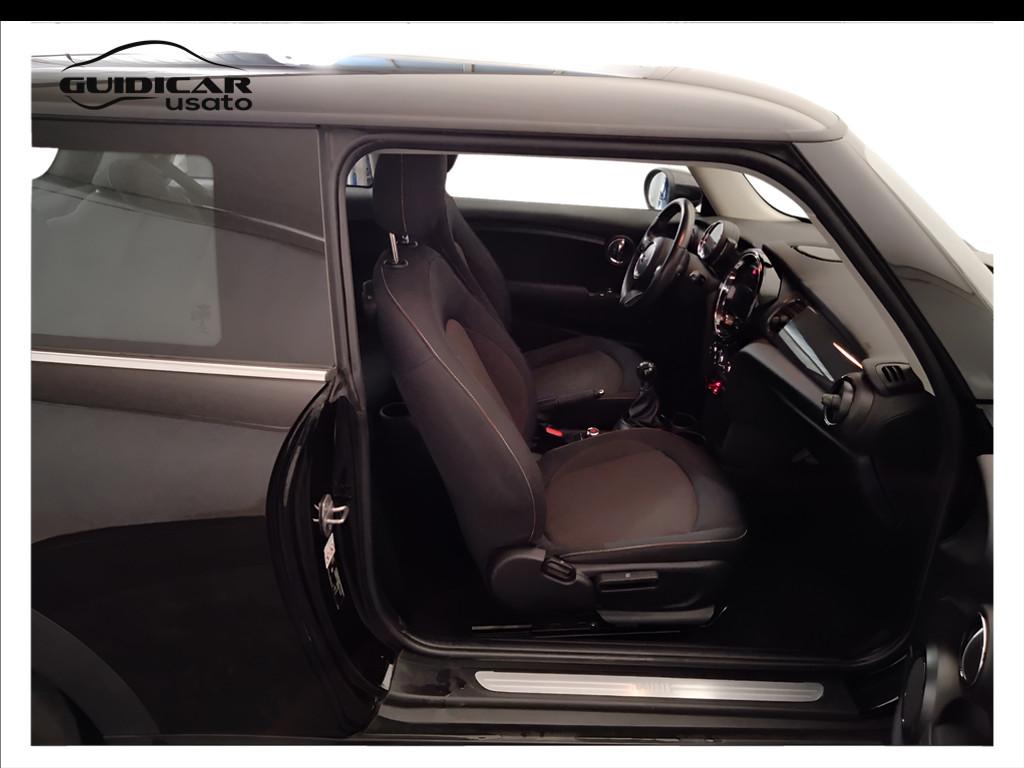 MINI Mini IV F56 2021 3p - Mini 3p 1.5 One Classic 75cv