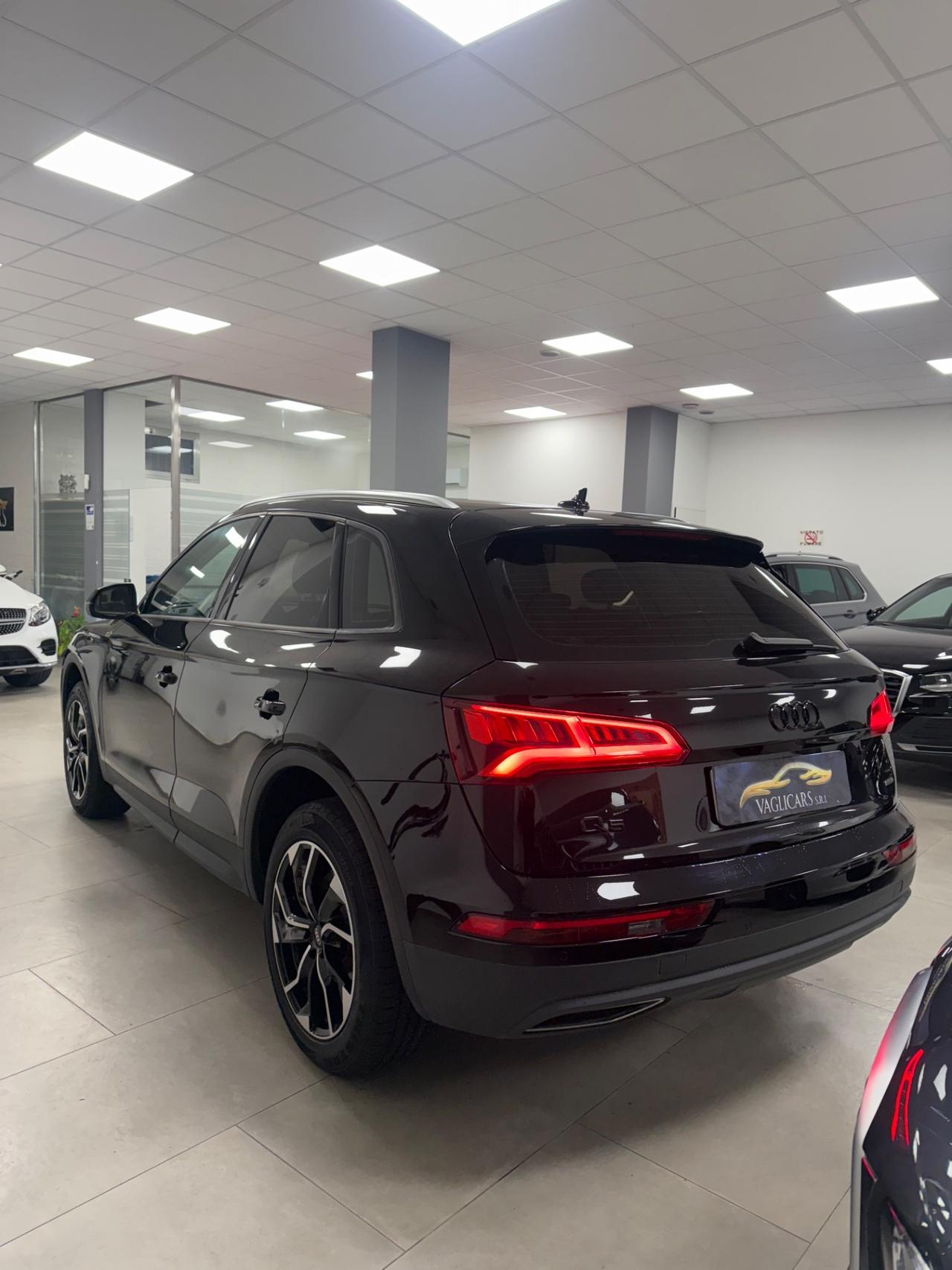 Audi Q5 2.0 TDI quattro S tronic Business Design