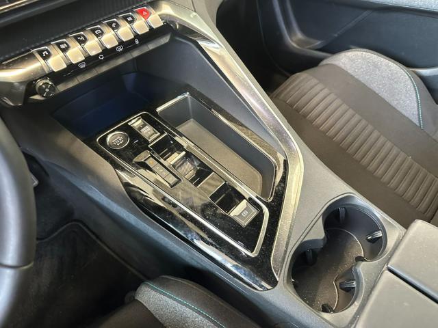 PEUGEOT 3008 HYBRID 136CV E-DCS 6 ACTIVE PACK