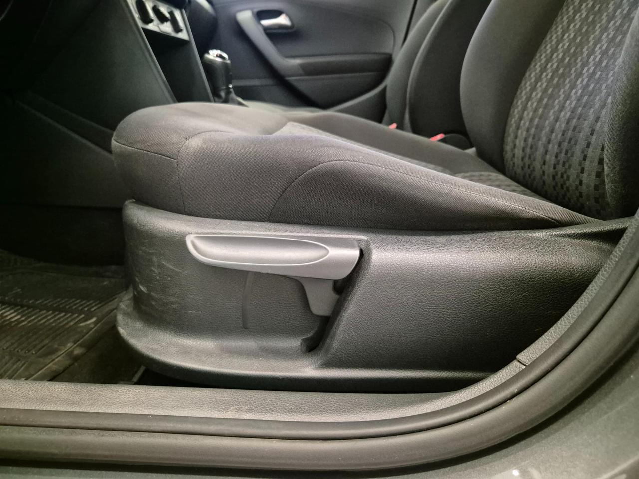 Volkswagen Polo 1.4 tdi Trendline 75cv - NEOPATENTATI - Clima - Radio CD