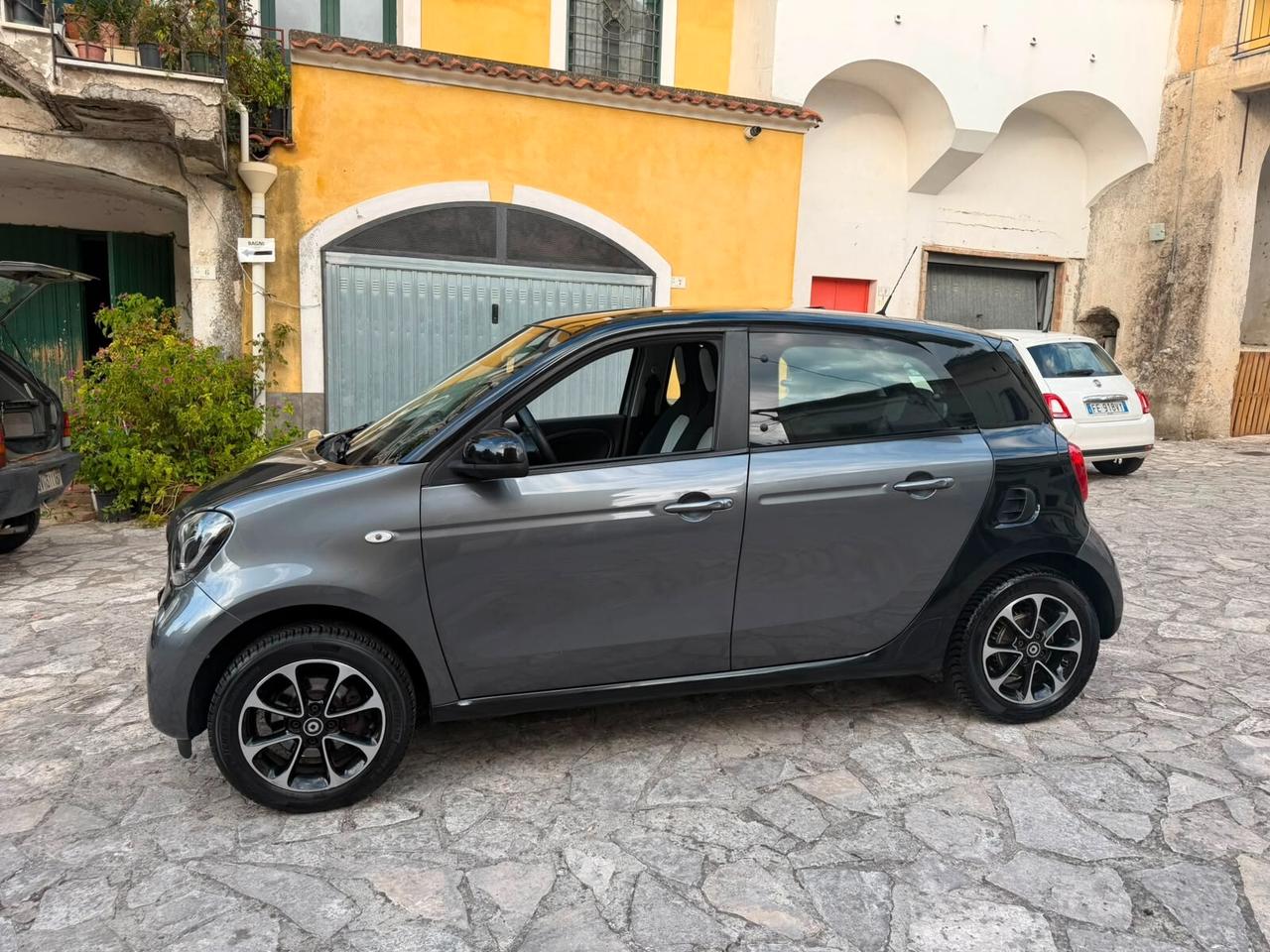 Smart ForFour 70 1.0 Passion