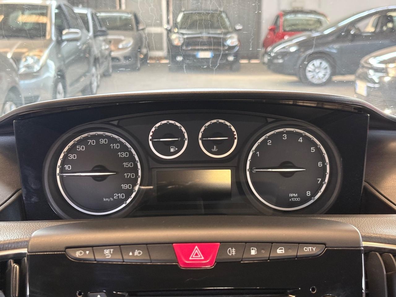 Lancia Ypsilon 0.9 TwinAir 85 CV 5 porte Metano Ecochic Gold