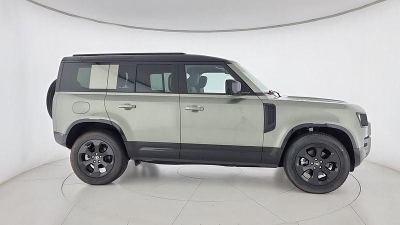 Land Rover Defender 110 3.0D I6 200 CV AWD Auto X-Dynamic SE