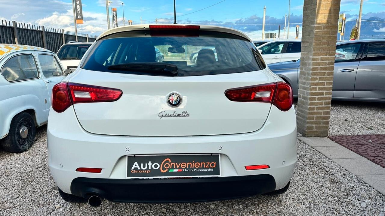 Alfa Romeo Giulietta 1.6 JTDm-2 105 CV Distinctive
