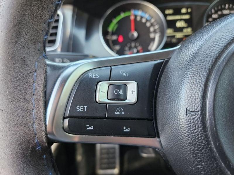 Volkswagen Golf GT 1.4 TSI Plug-In-Hybrid DSG GTE