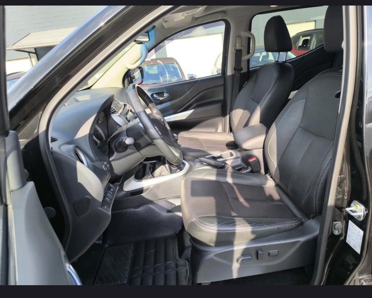 Nissan Navara 2.3 dCi 190 CV 4WD Double Cab N-Connecta