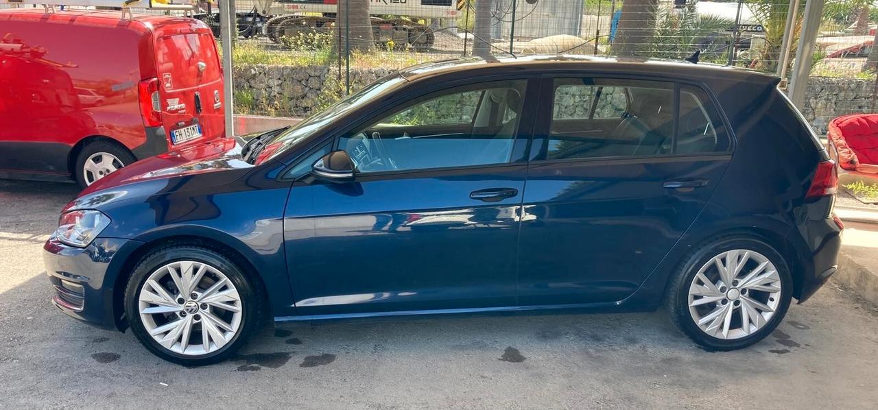 Volkswagen Golf Business 1.6 TDI 5p. 4MOTION Highline BlueMotion Tech.