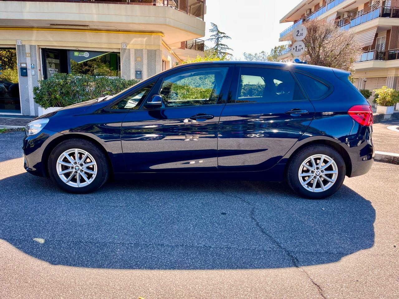 Bmw 2er Active Tourer 218d Advantage