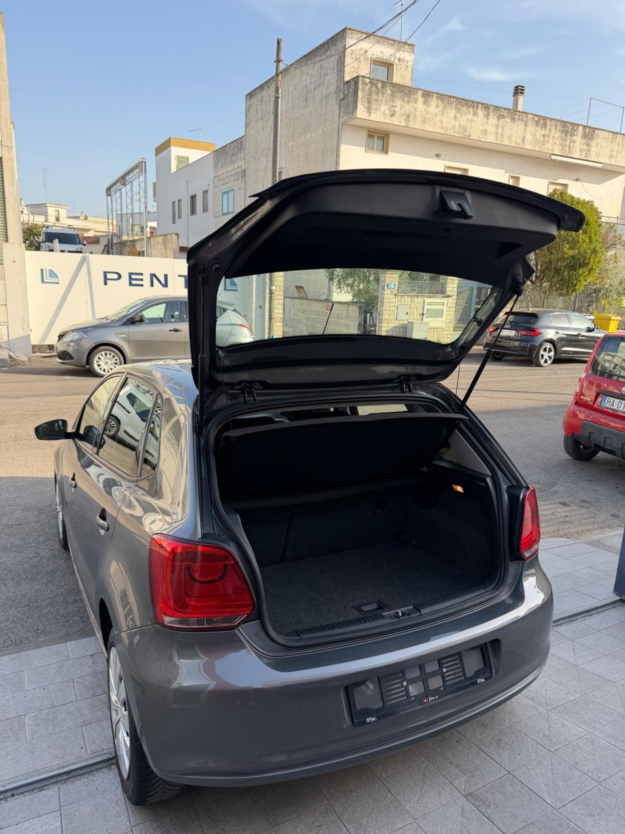 Volkswagen Polo 1.2 75 cvTDI-2011/CLIMA