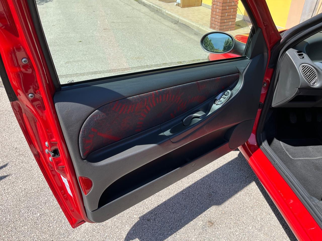 Lancia Y 1.2i 16V cat Elefantino Rosso