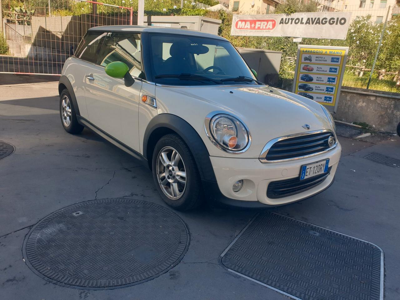 Mini 1.6 16V One (55kW)