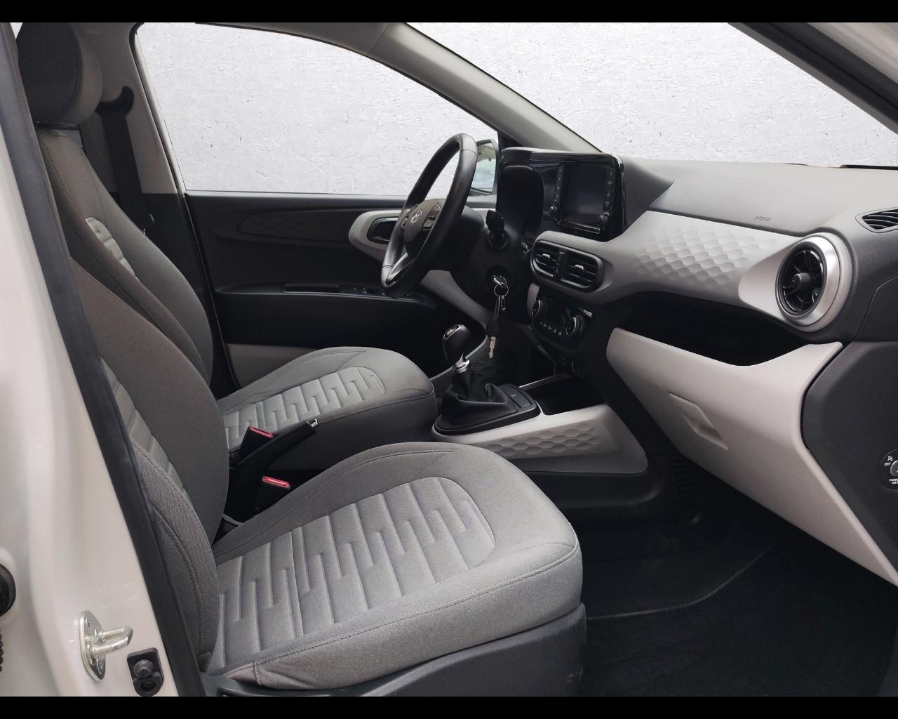 HYUNDAI i10 3ª serie - i10 1.0 MPI Connectline