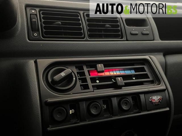 FORD Fiesta 1.6i 3 porte XR2i