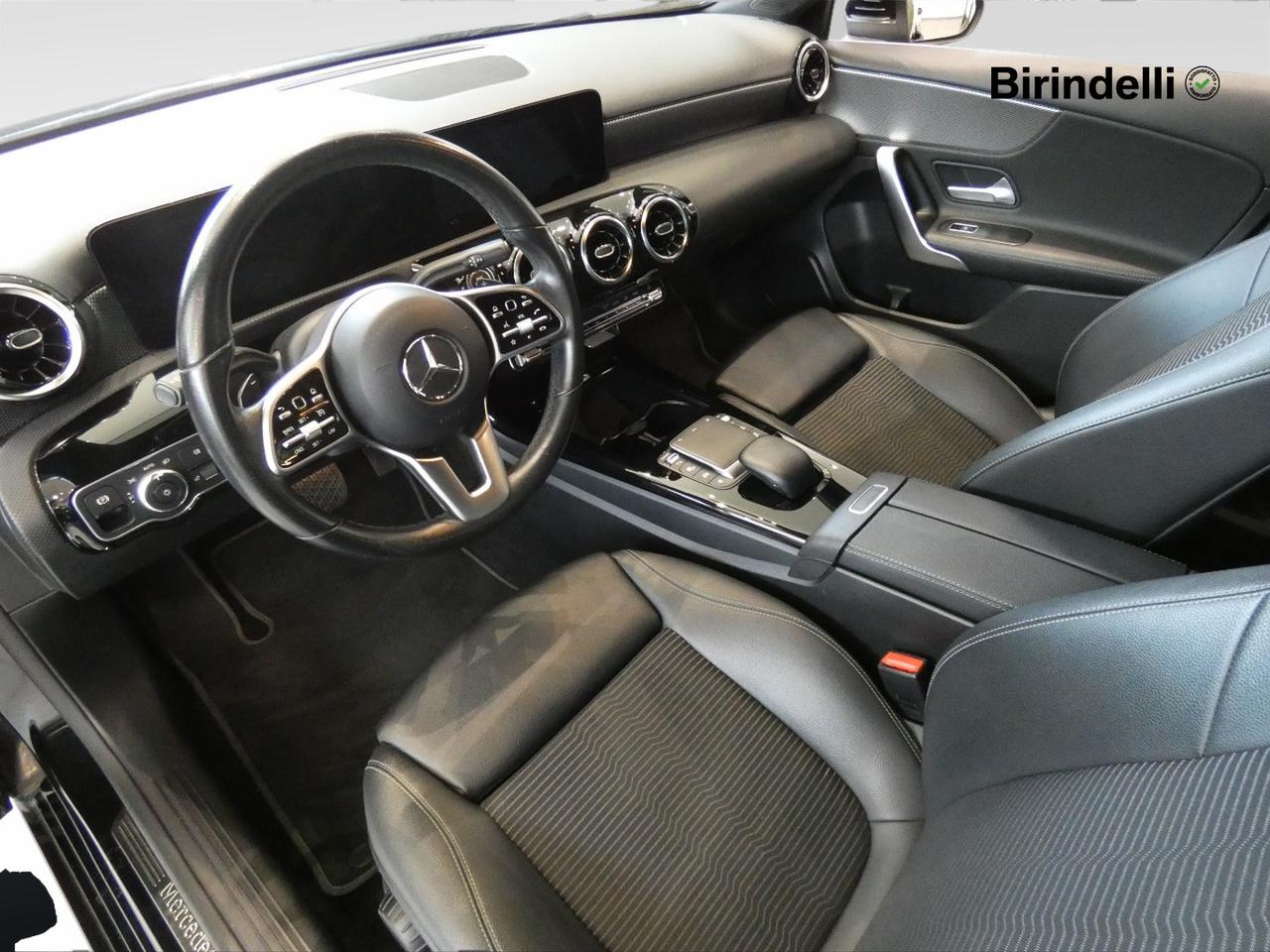 Mercedes-Benz Classe A (W177) - A 180 d Automatic Business
