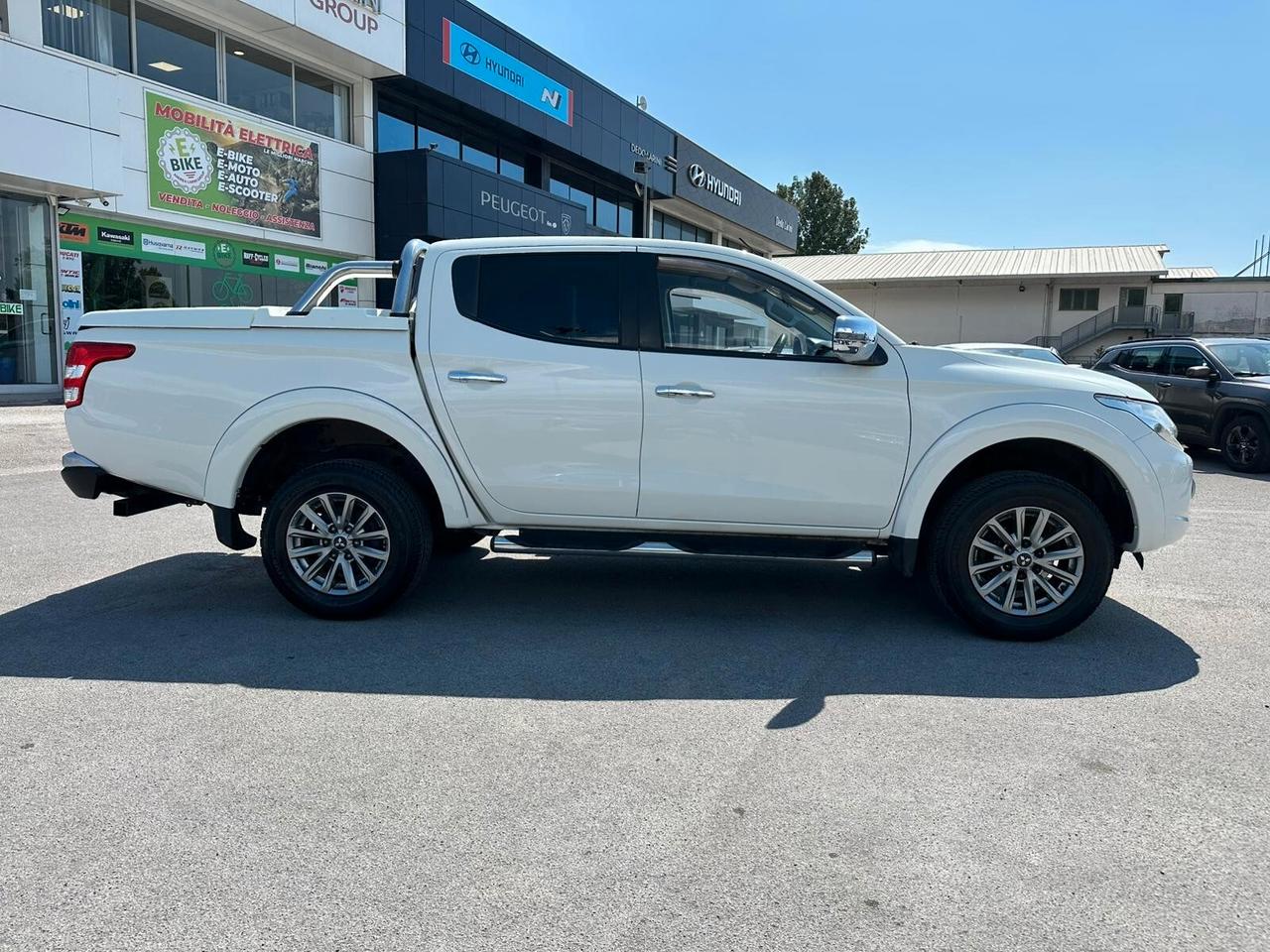 Mitsubishi L200 2.4 DI-D/154CV Double Cab Intense