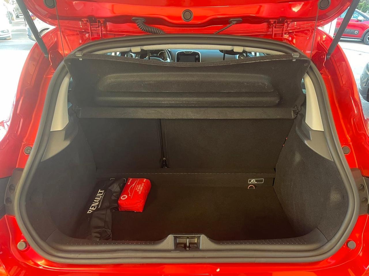 Renault Clio TCe 12V 90 CV Start&Stop 5 porte Energy Duel