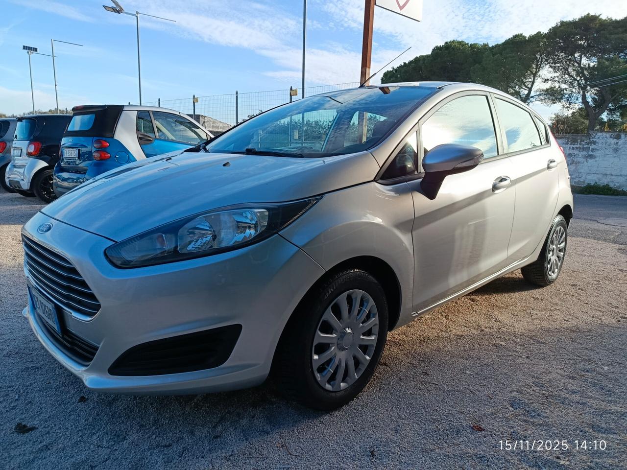 Ford Fiesta 1.4 5 porte Bz.- GPL