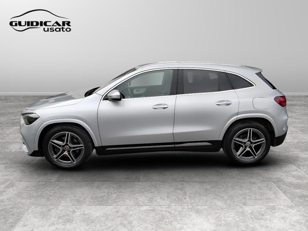 Mercedes-Benz GLA-H247 2023 - GLA 180 d AMG Line Advanced Plus auto