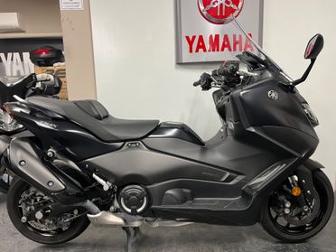 Yamaha TMAX 560