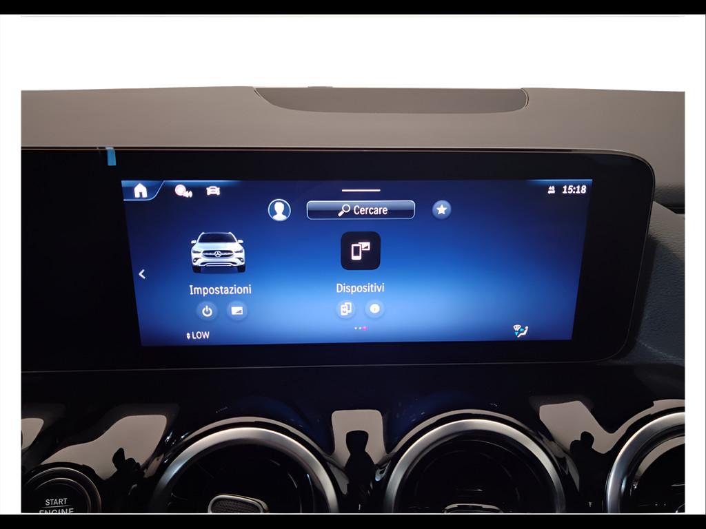 Mercedes-Benz GLA-H247 2023 - GLA 180 d Progressive Advanced auto