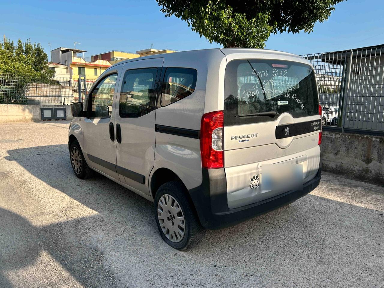 Peugeot Bipper 1.3 HDi 75CV Aut. - 2012 *Cambio ?