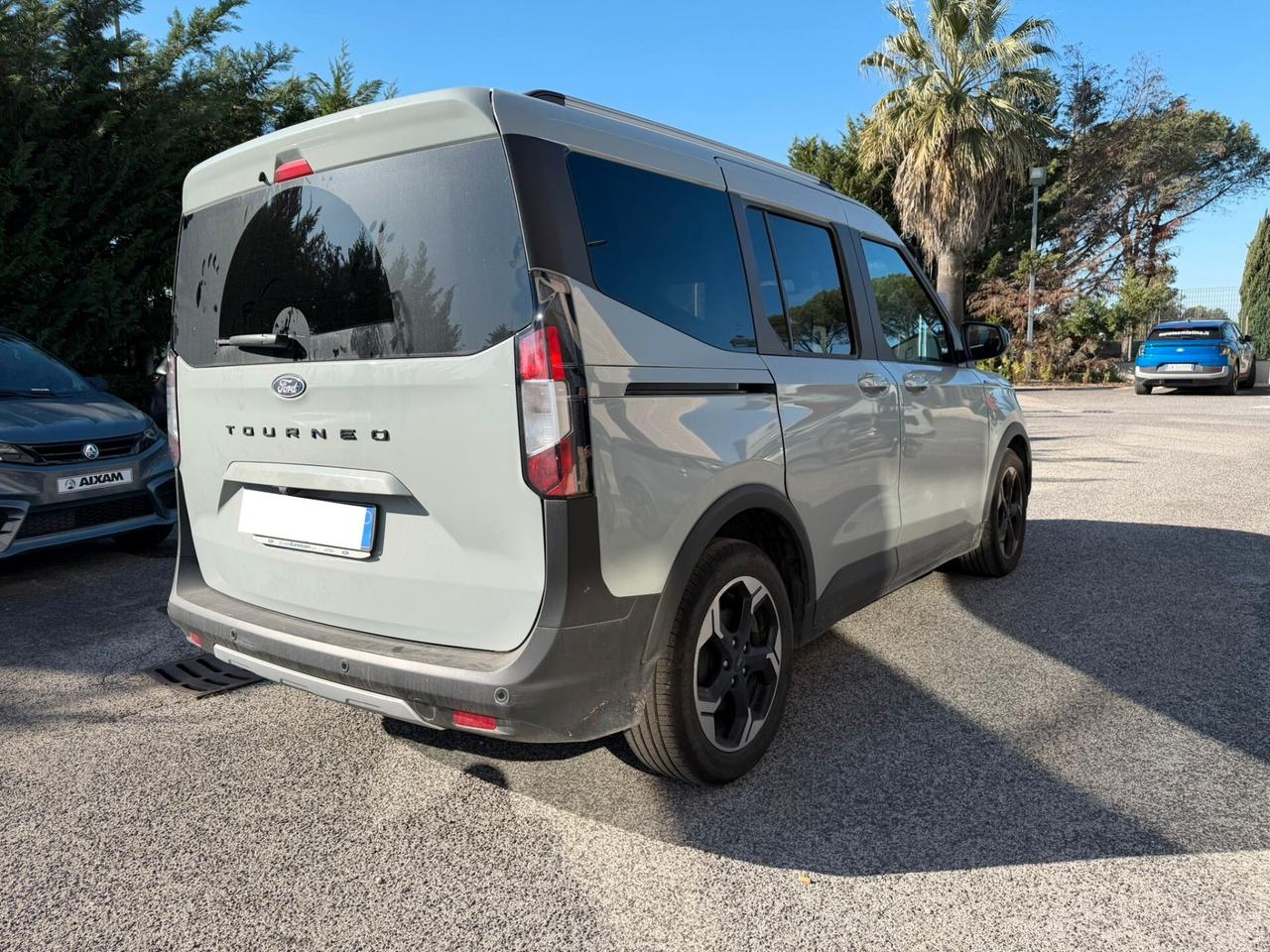 Ford Tourneo Courier 1.0 EcoBoost Active