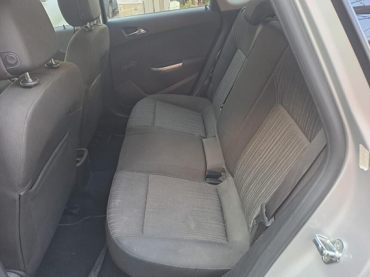 Opel Astra 1.7 CDTI 110CV 5 porte unico proprietario