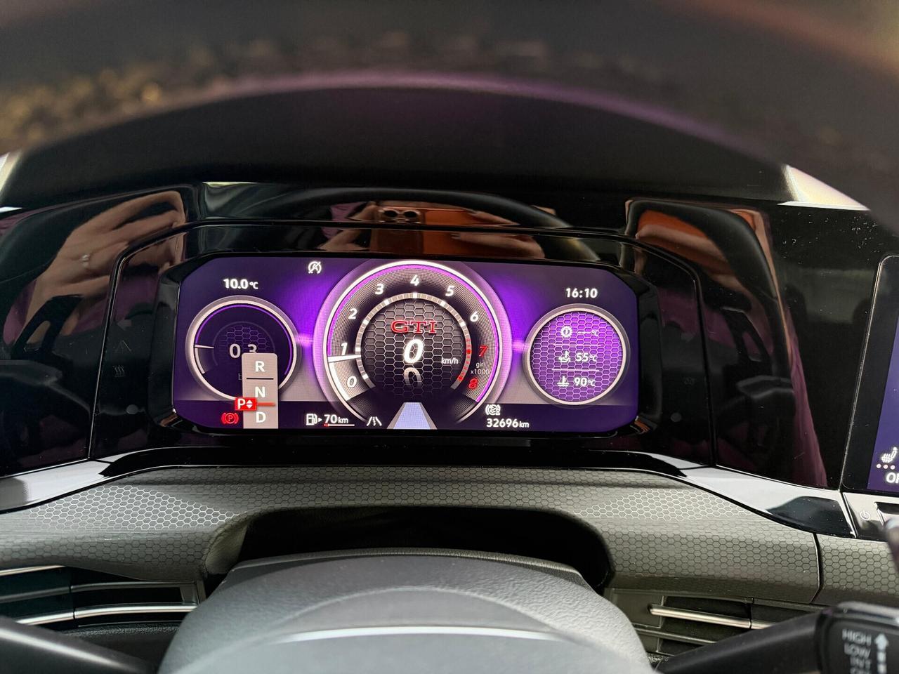 Volkswagen Golf 8 GTI 2.0 TSI 245CV