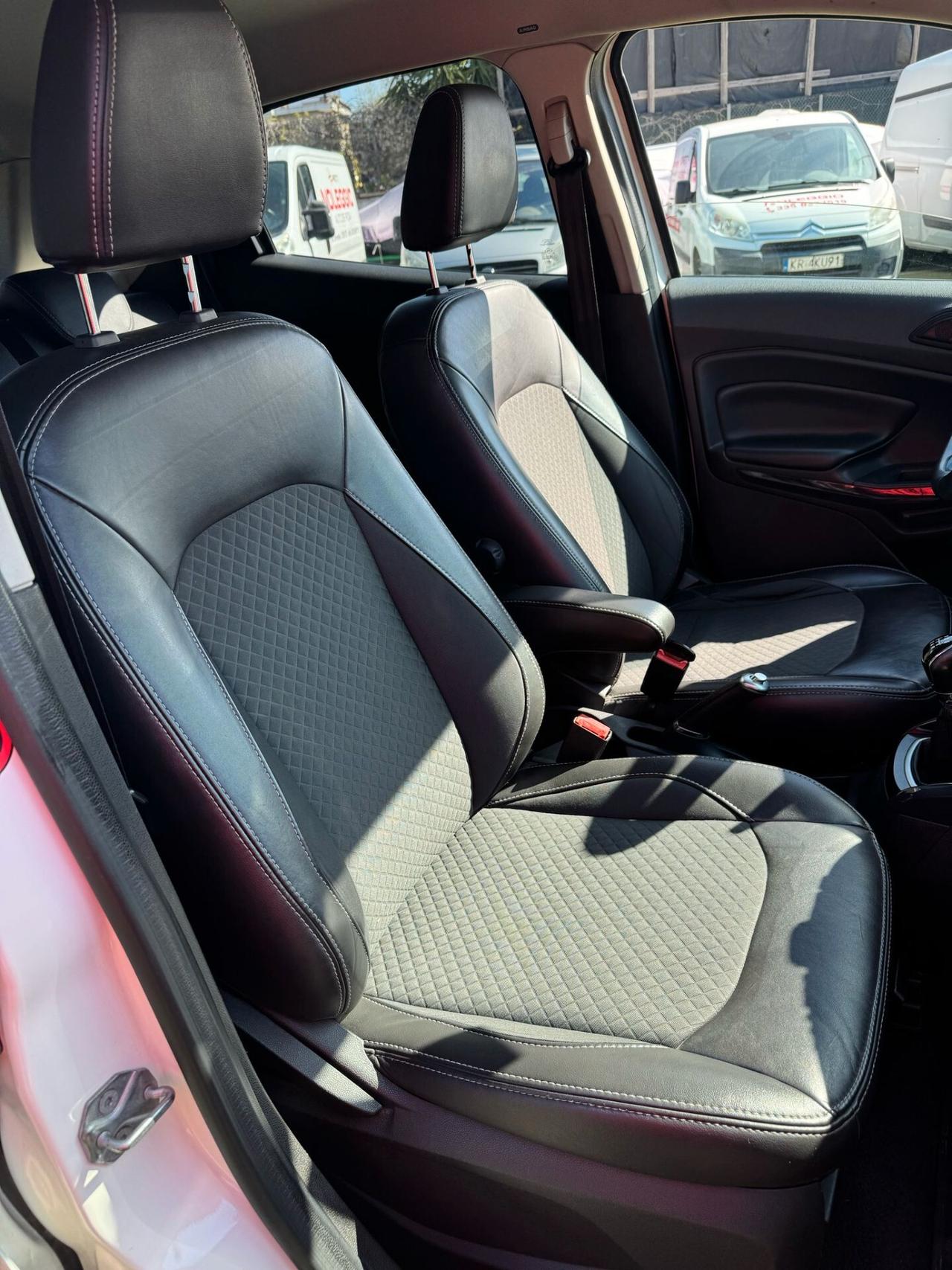 Ford EcoSport 1.5 TDCi 95 CV Titanium