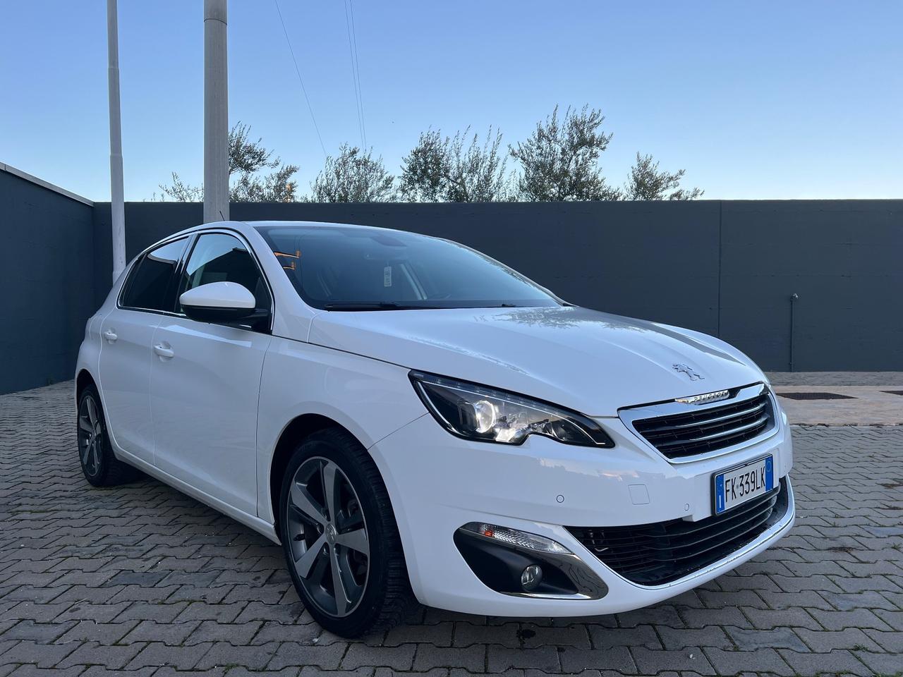 Peugeot 308 1.6 BlueHDi 120 Allure - 2017